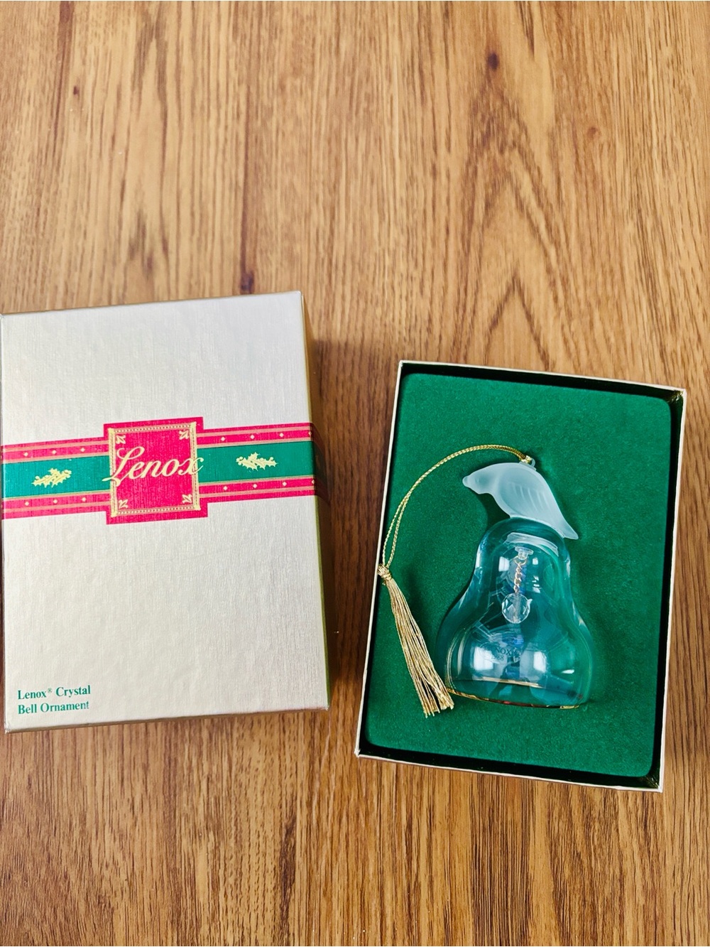 Gently used, LENOX Clear Crystal Bell Partridge Ornament with Gold Tassel 🔔 🎄